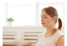 प्रेगनेंसी का 23 वें सप्ताह, शरीर में लक्षण pregnant women food yoga 2